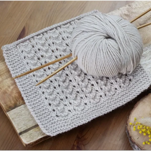 Muestra tejida con Sublime Alpaca de DMC