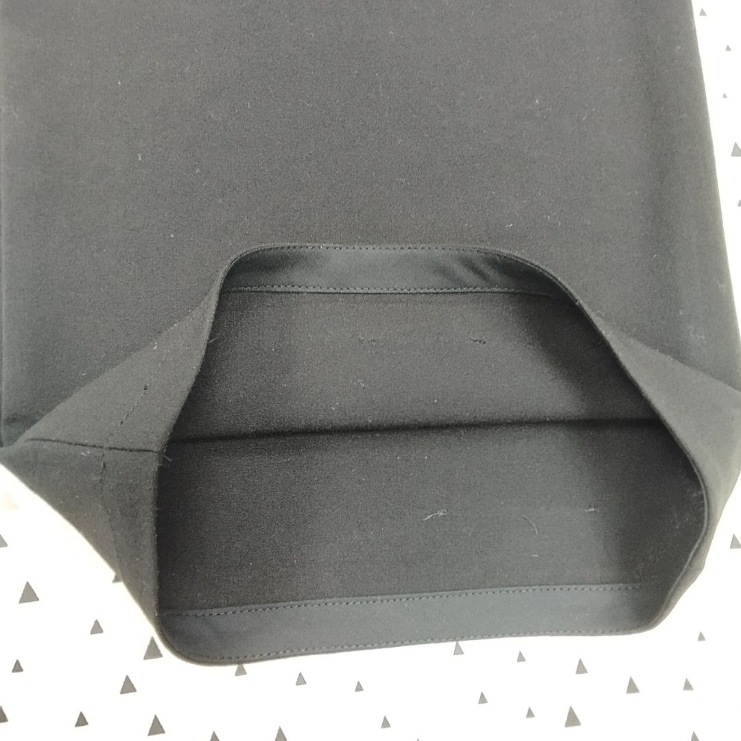 Bajo de pantalón rematado con bies